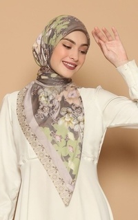 Hijab Motif Katahati Annaya Signature Scarf