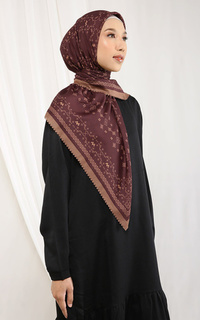 Hijab Motif Malaiqa Monogram Scarf  Burgundy
