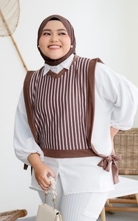 Rompi Siselyo Kamala Stripe Vest Stripe Mocca M18648 R67S1