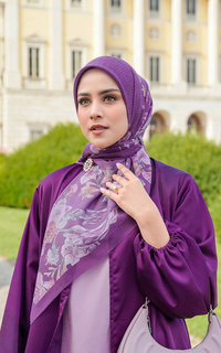 Hijab Motif Farra Voile Square - Patchouli