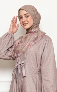 Hijab Motif [Hessya] Kaluna Scarf Series - Tortilla