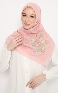 Hijab Motif Wardani Embroidery Scarf Dusty Pink