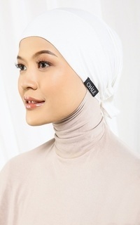 Scarf Cap Basic Tie Inner in Broken White