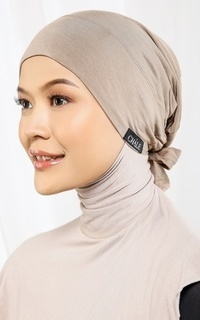 Basic Tie Inner in Taupe