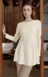 Blus Camelia Blouse - Cream