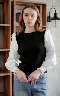 Blouse Ruby Ruffle Top - Black