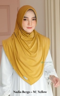 Hijab Polos Nadia Bergo - Size M Yellow-740897