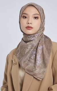 Printed Scarf Kami Danica Signature Scarf Walnut