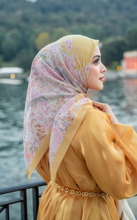 Hijab Motif Como Voile Square - Village