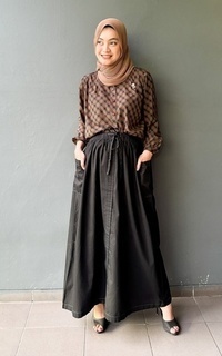 Skirt Rok Basic Rina - Hitam