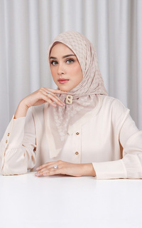 Hijab Motif Mirarina Voile Square - Warm Taupe