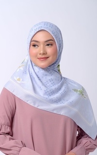 Hijab Motif Sedap Malam Sky Scarf