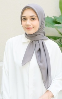 Hijab Polos Sefa Voal (Hijab Voal Segiempat)