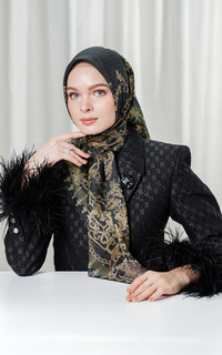 Hijab Motif The Crown Voile Square - Black