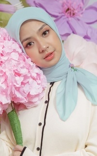 Plain Scarf Nashwa Paris Eyelash