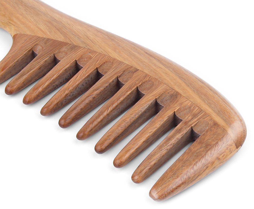 wide-tooth-comb