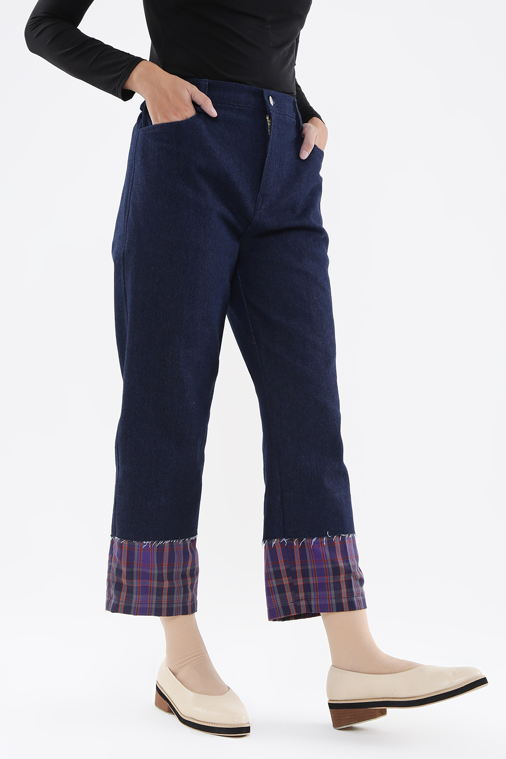 celana-jeans-motif-tartan
