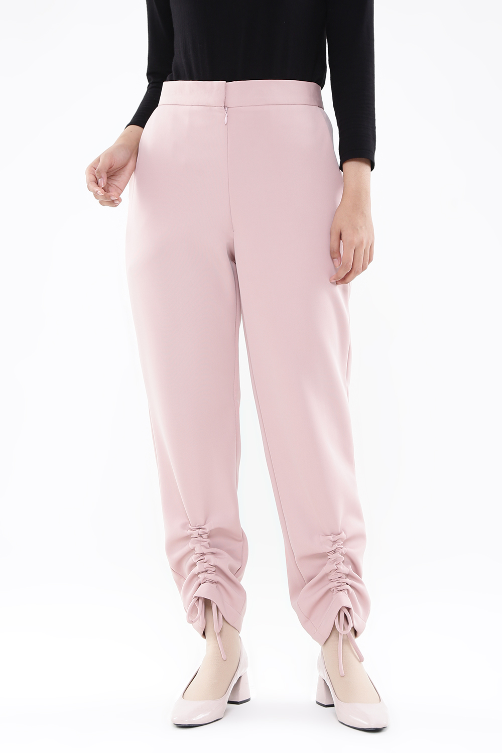 03-pink-pants