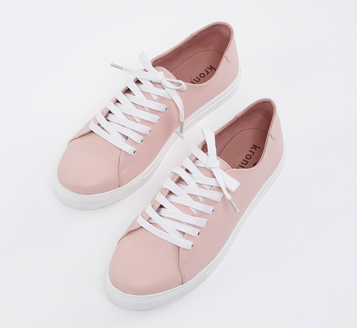 05-sneakers-pink