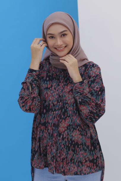 tutorial-hijab-ala-indah-nada-puspita-untuk-gaya-sporty-casual--2-