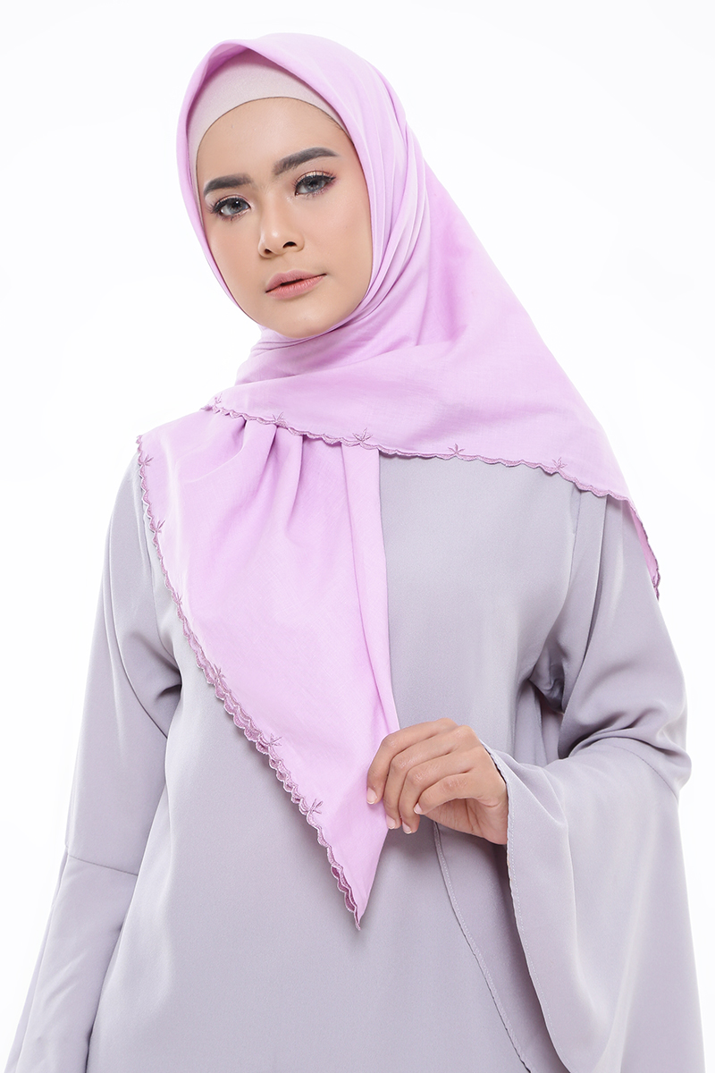 Terpopuler 20+ Warna Jilbab Yang Cocok Untuk Baju Pink ...