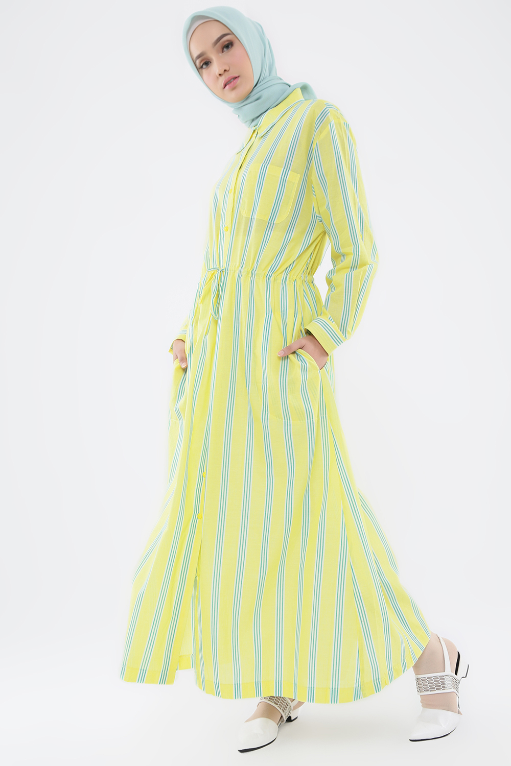 gamis-garis-vertikal