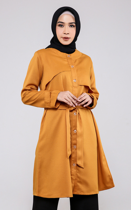 Hijab yang Cocok untuk Baju Warna Orange Kerudung Warna Hitam