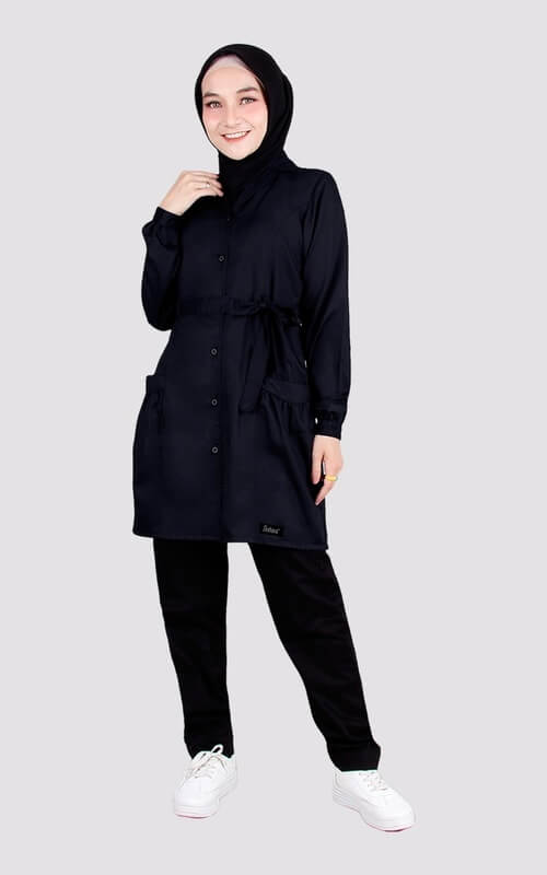 Tunik Hitam Panjang dengan Hijab Basic Hitam