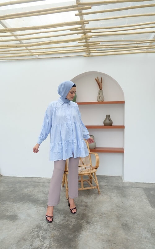 Blus Biru Langit