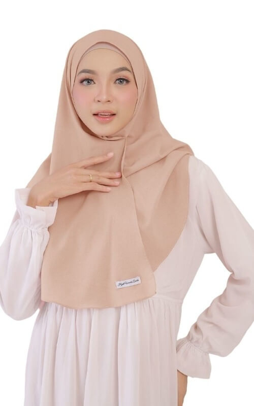 Jilbab Instan Asimetris