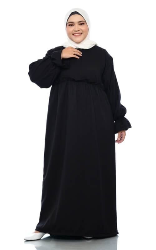 Gamis Hitam dengan Waistline