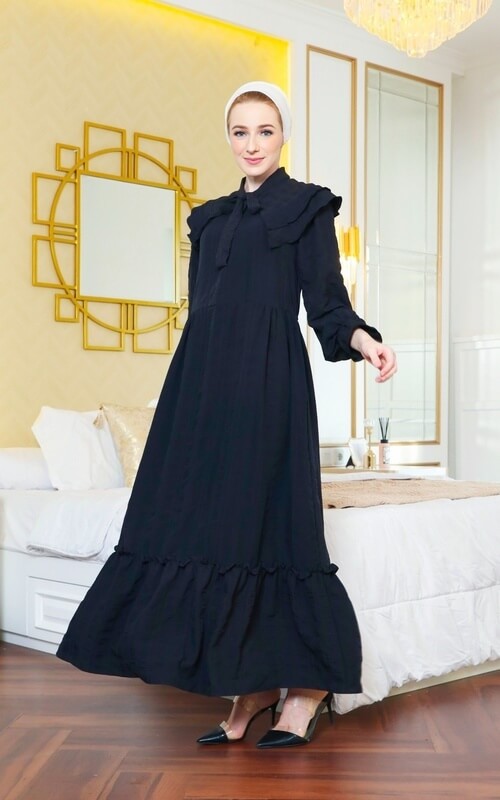 Ruffle Dress Full Hitam