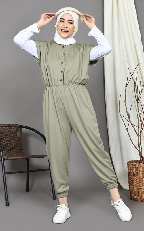 Jumpsuit Casual ala Cewek Bumi