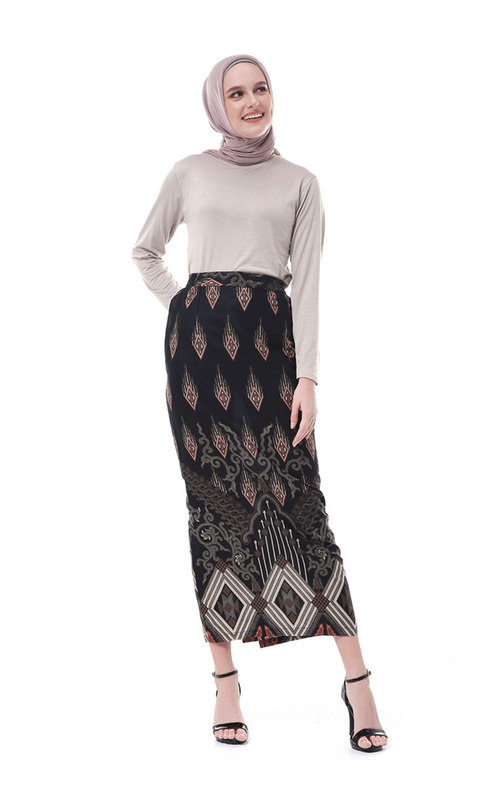 Rok Batik Instan Hitam Classy