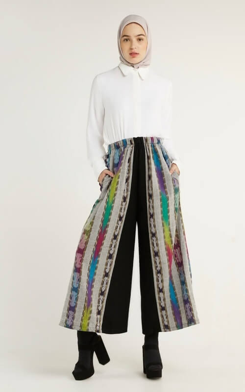 Wide Leg Pants Tenun Corak Modern