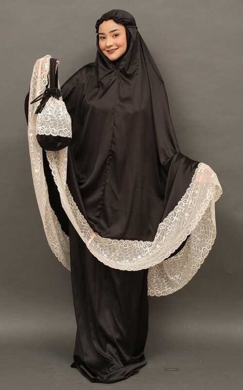 Mukena Renda Hitam Manis