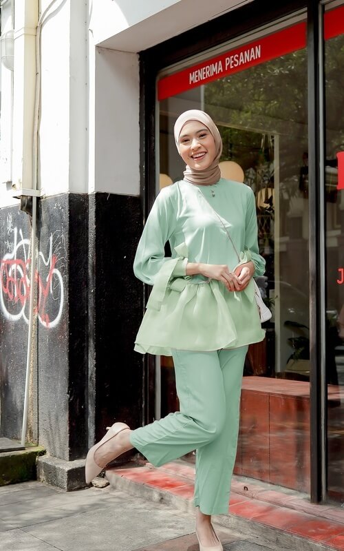 One Set Warna Sage