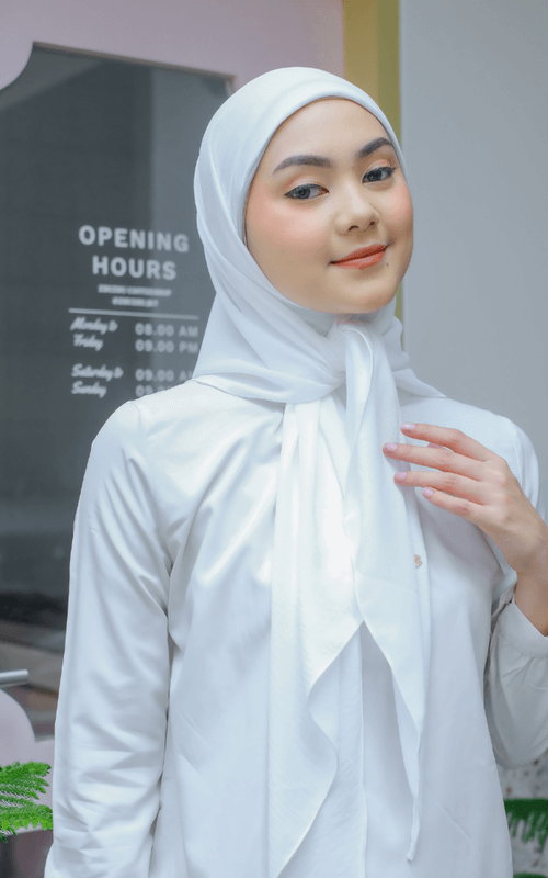 Jilbab Putih Cocok Buat Lebaran