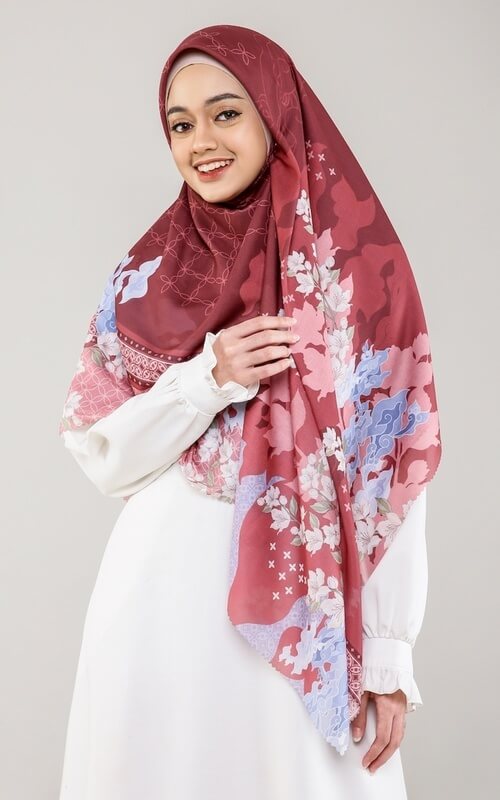 Jilbab Segi Empat Anggun Warna Maroon