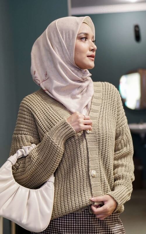 Cardigan Rajut Motif Jaring Kekinian