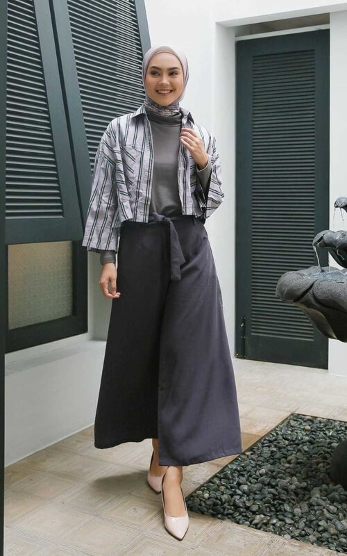 Palazzo Pants Bisa Jadi OOTD Andalan