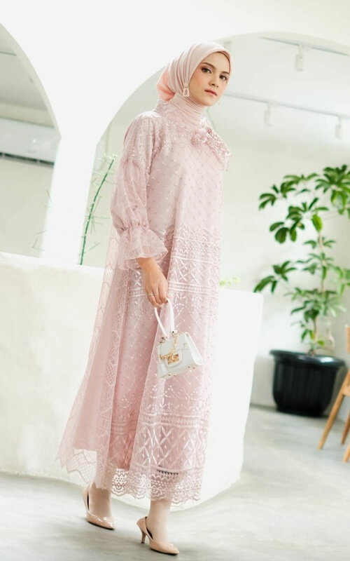 Long Dress Pink Muda Kombinasi Kain