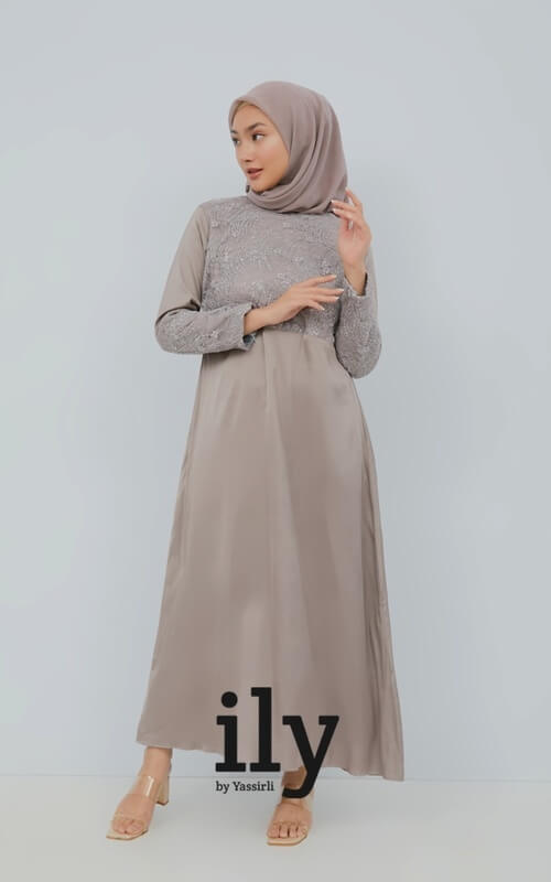 Gamis Layering Brokat