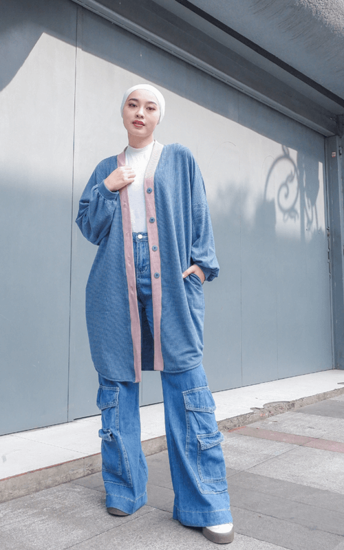 Celana Kargo, Turban dan Oversize Cardigan