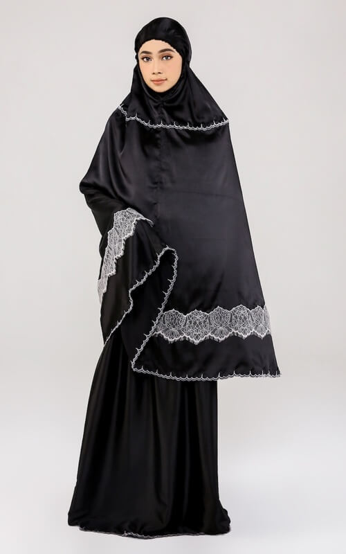 Mukena Satin Hitam