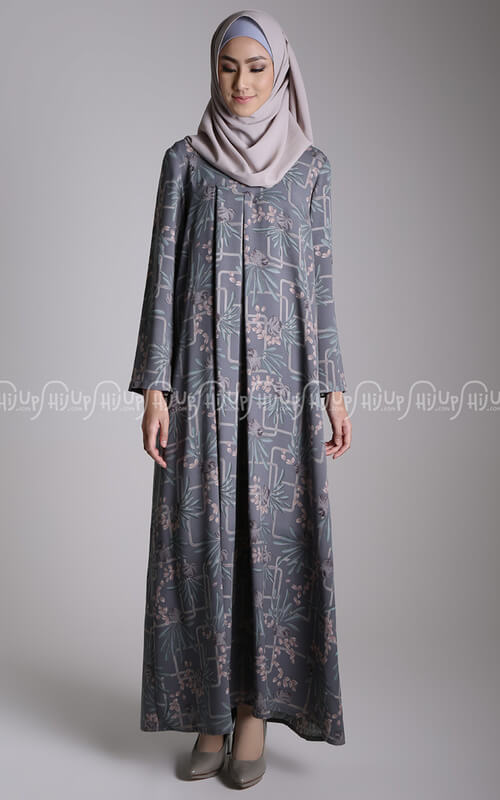 Gamis Motif Aksen Slit