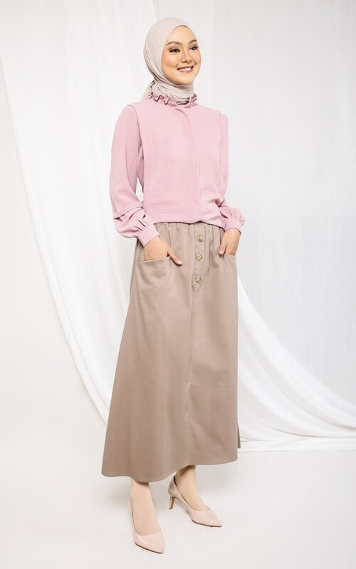 Rok A-Line dengan Kantong