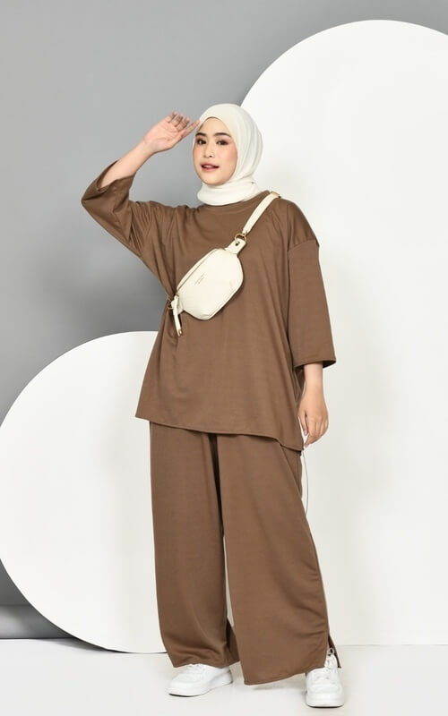 One Set Casual Warna Coklat