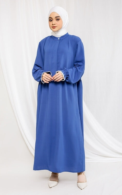 Dress Gamis Biru dengan Lengan Elastis