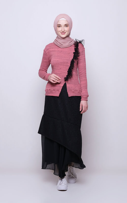 Sweater Pink Kombinasi Hitam